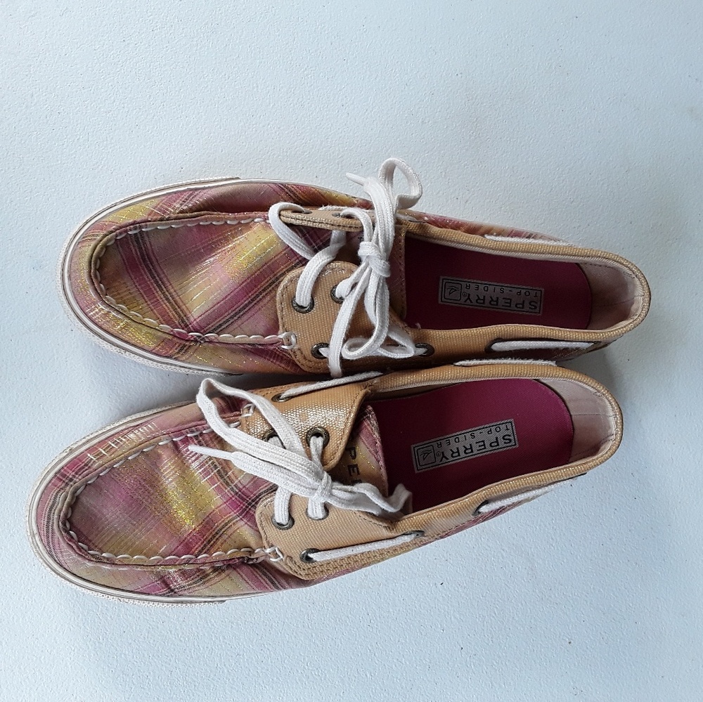 Sperry's - Picture 2 of 2